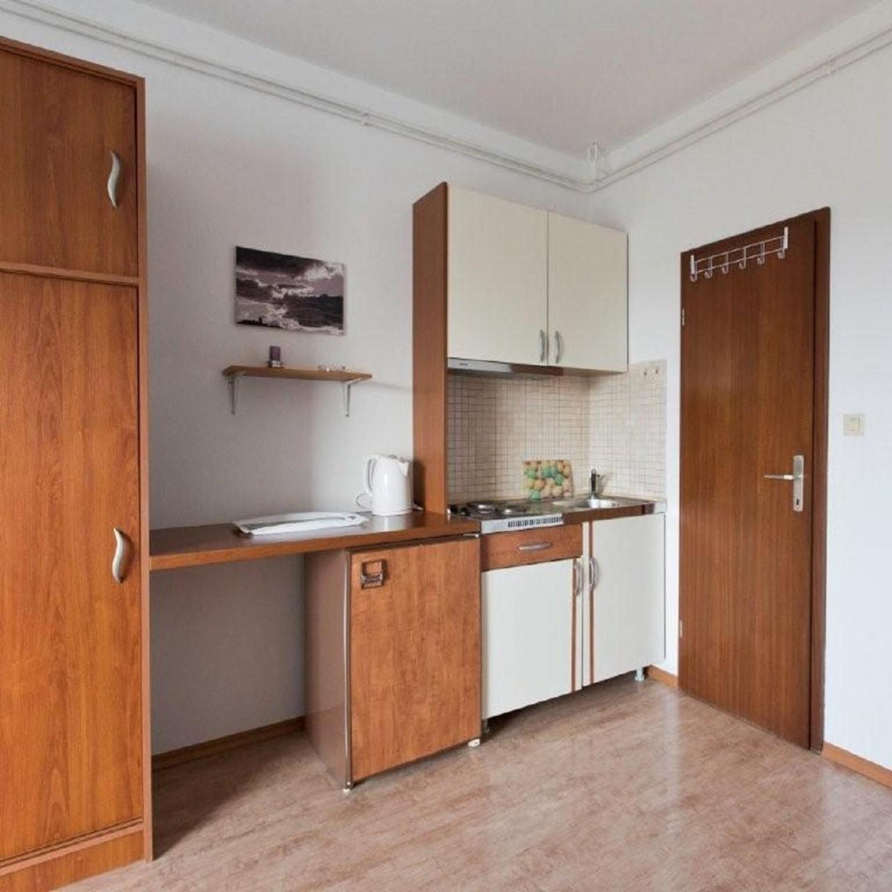 Apartments And Rooms Mirja-Parking Primosten Ngoại thất bức ảnh