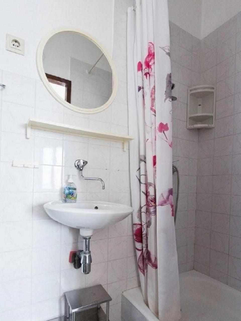 Apartments And Rooms Mirja-Parking Primosten Ngoại thất bức ảnh